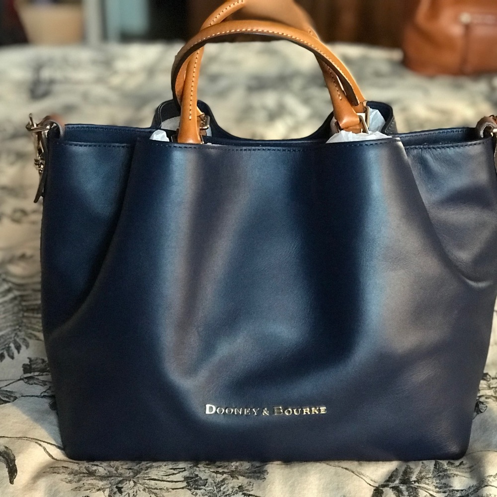 Dooney and Bourke Large City Barlow Midnight